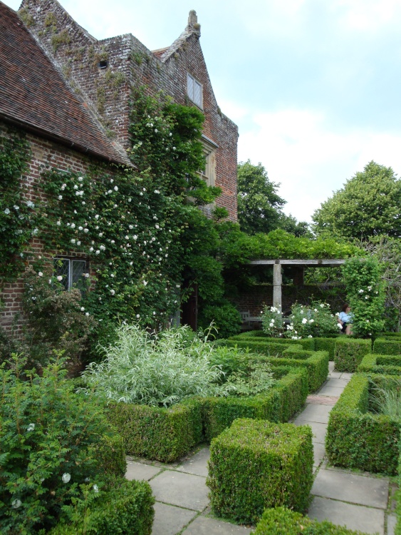 Sissinghurst June 2008