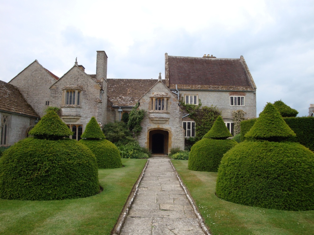 Photograph of Lytes Cary Manor, June 2009