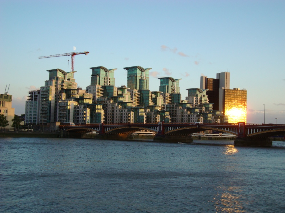 Photograph of St George Wharf apartments at Vauxhall