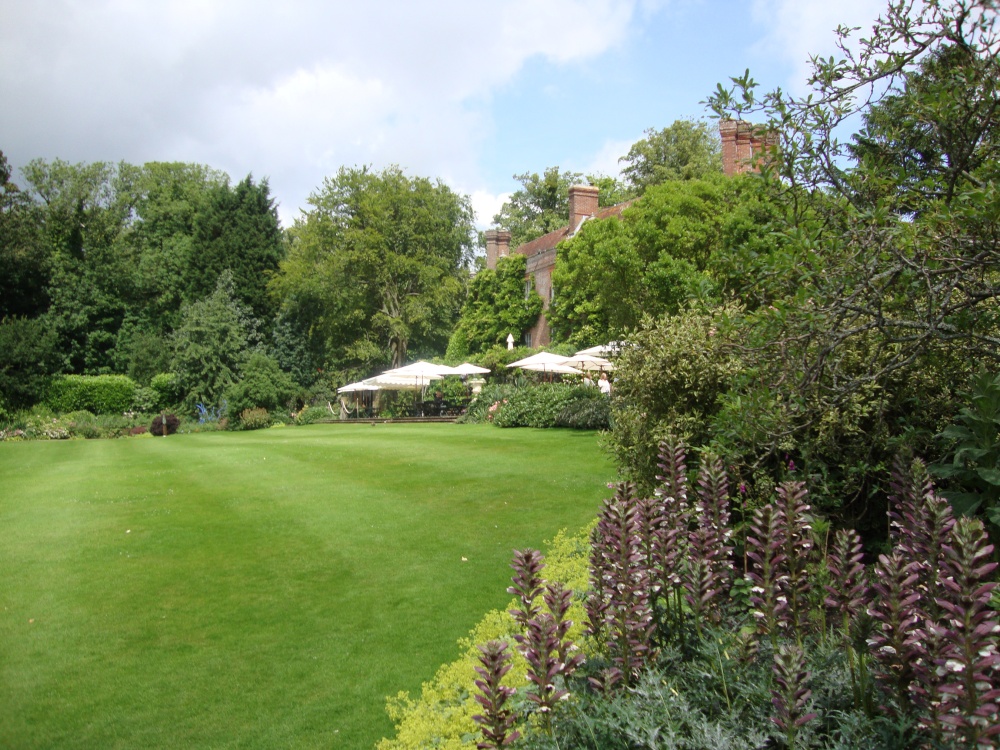 Pashley Manor Gardens photo by srilatha