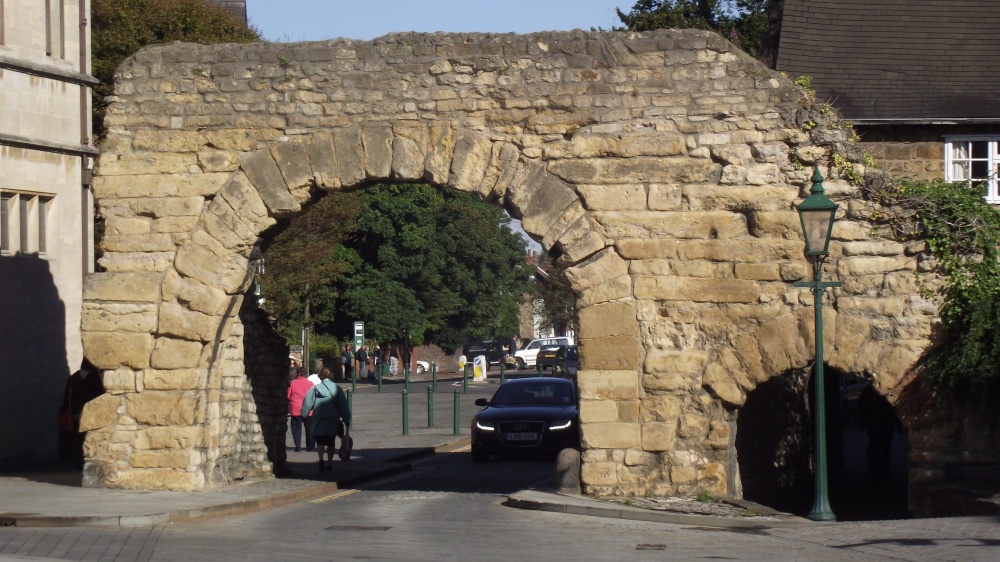 Newport arch Lincoln