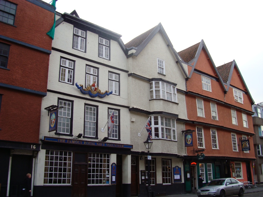 Three pubs in King Street