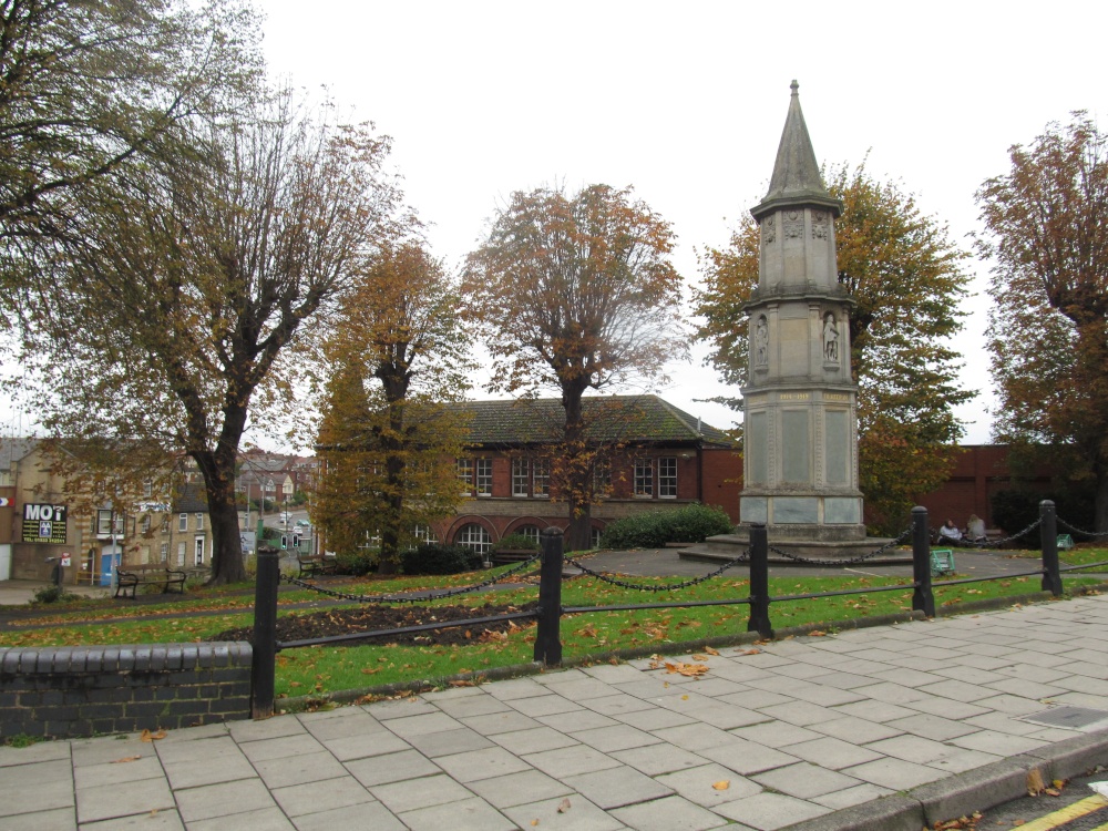 Rushden Memorial