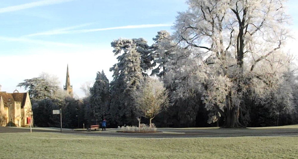 Rushden Hall Park