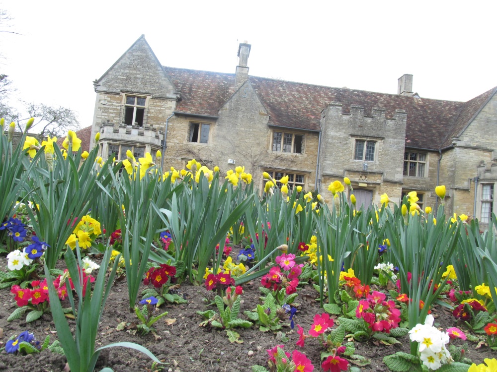 Rushden Hall Park