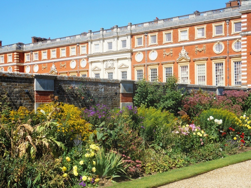 Herbaceous border, Hampton Court Palace Gardens