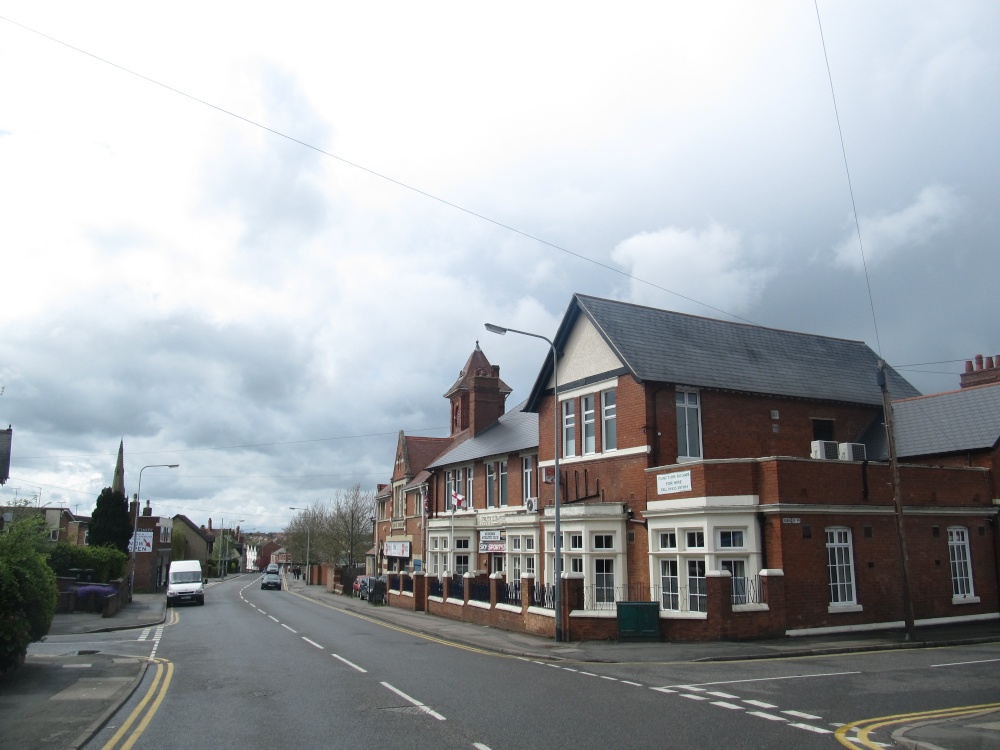 Newton Road, Rushden