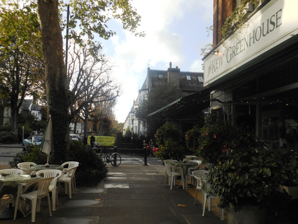 Station Road, Kew