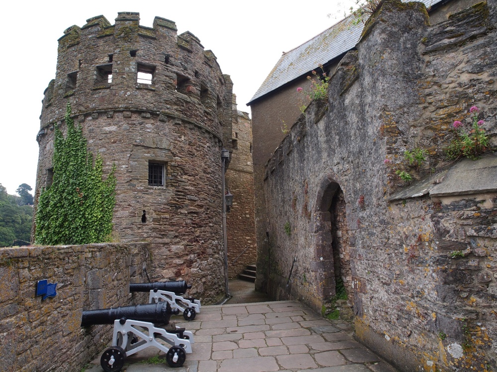 Dartmouth Castle photo by Luc Hermans