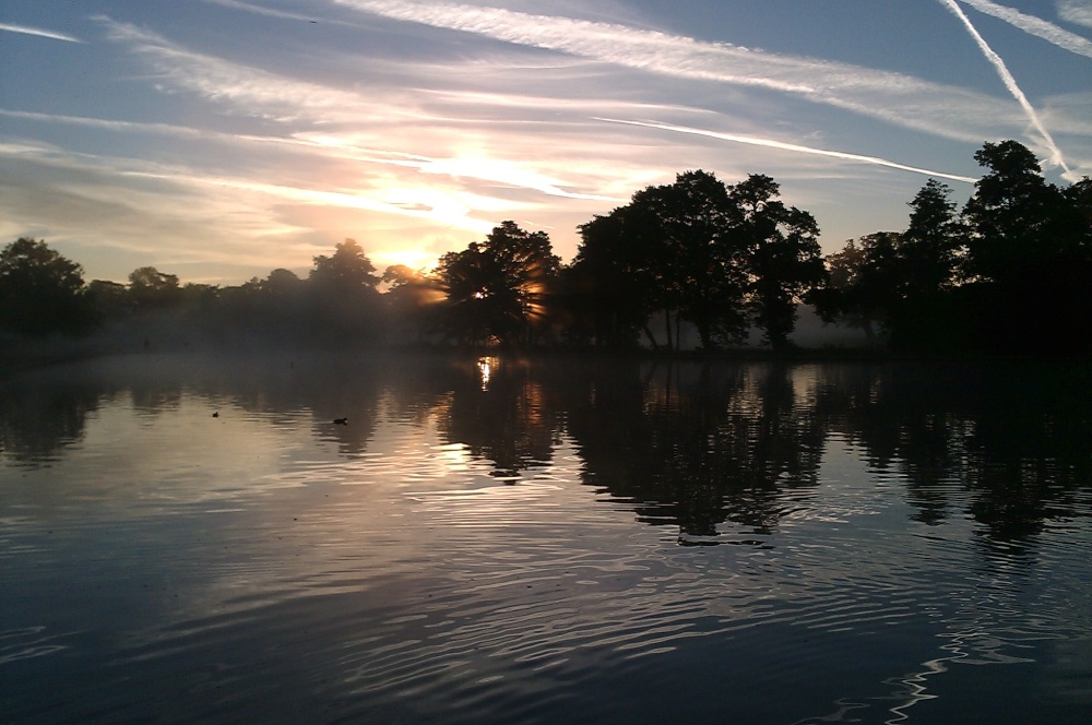 Autumn lake at Bournville.