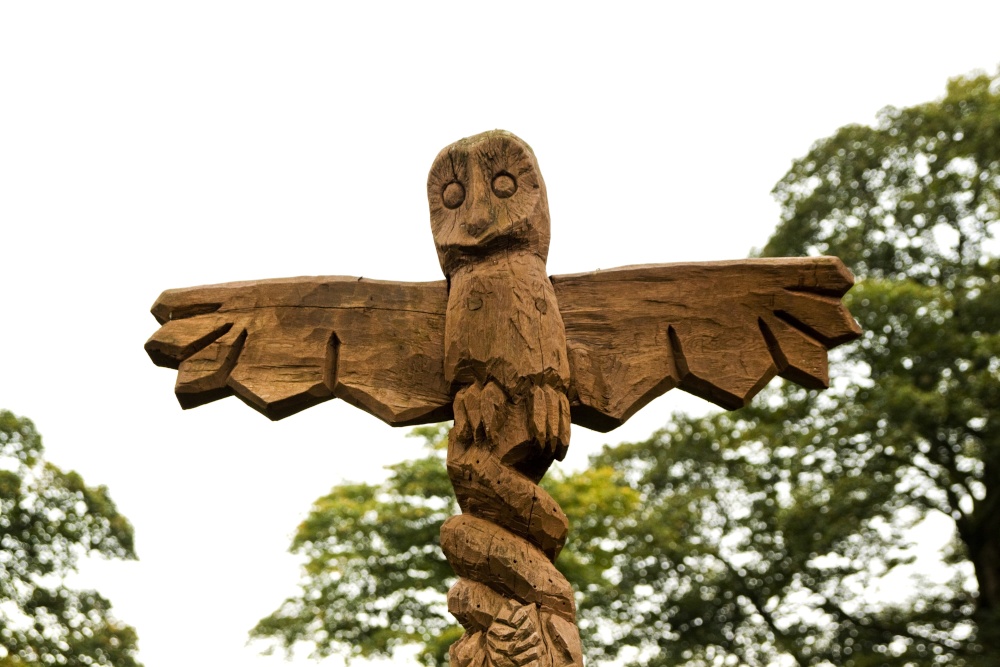 Rydal Park totem 2