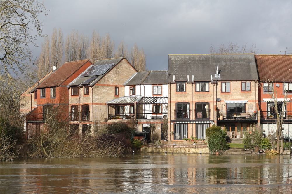 Houses at Heron Island, Caversham