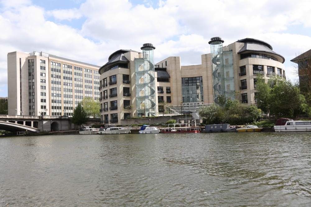 Clearwater Court and Reading Bridge House, Reading