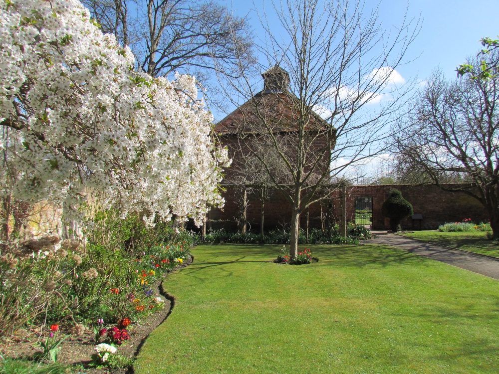 eastcote house gardens