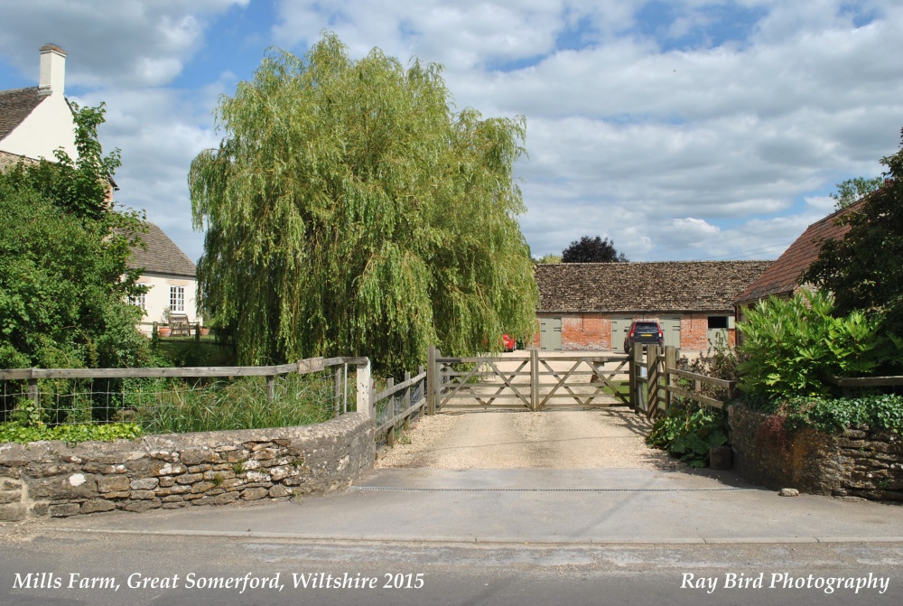 Mills Farm, Great Somerford, Wiltshire 2015