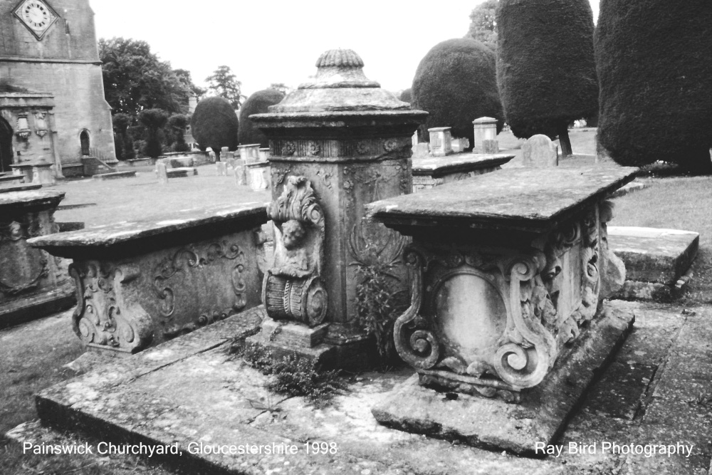 St Mary's Churchyard, Painswick, Gloucestershire 1998