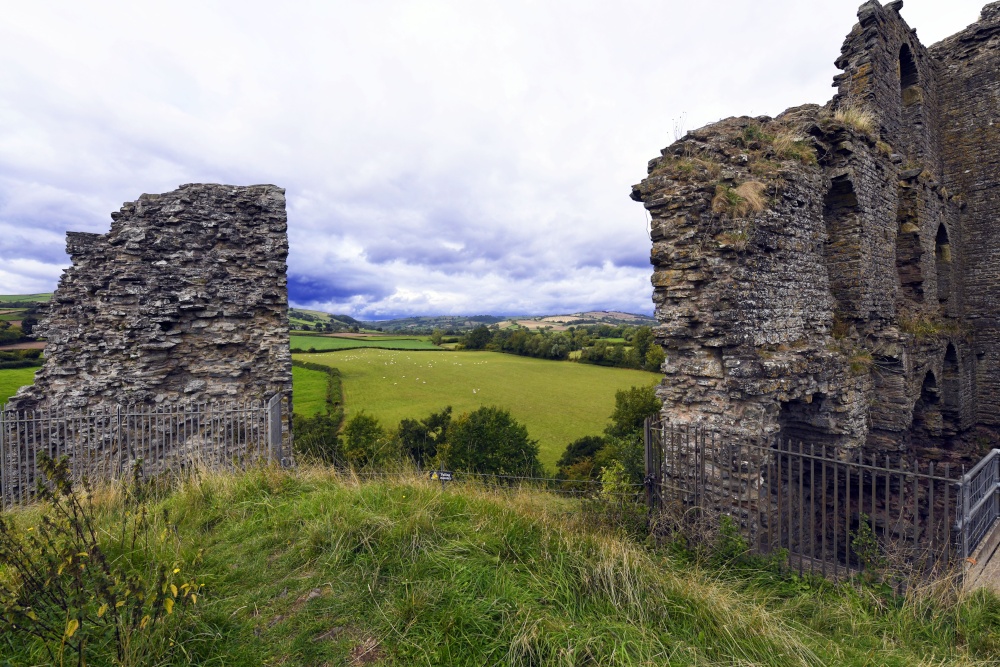 Clun Castle