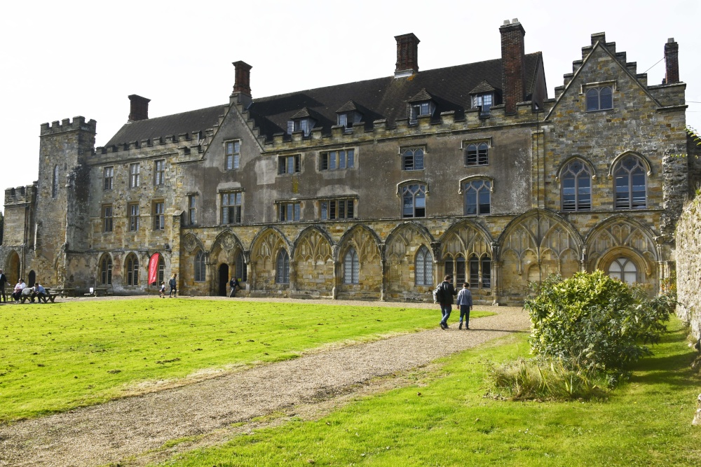 Battle Abbey School