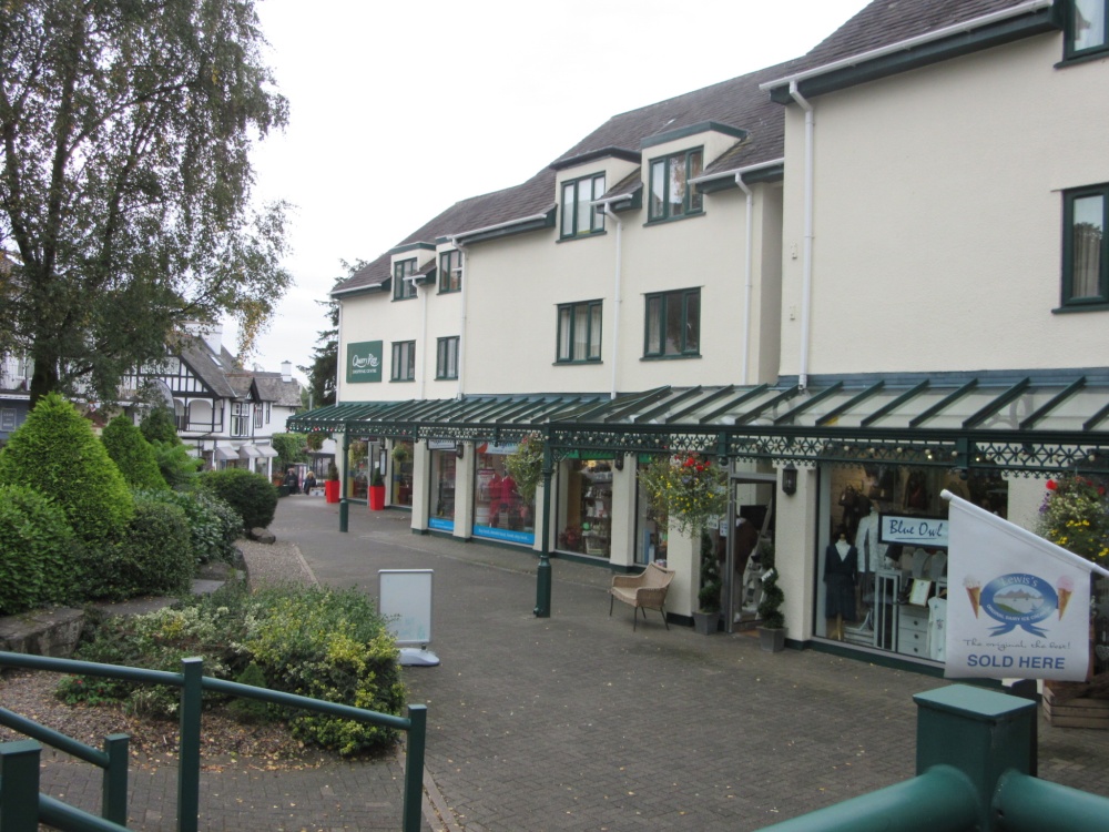 Browsing the shops in Bowness on Windermere