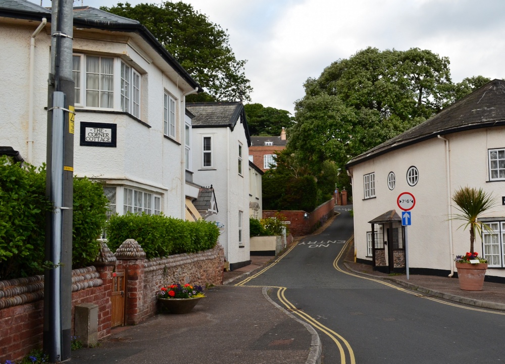 Corner House, Fore Street Hill