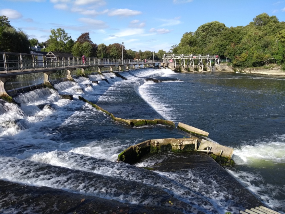 Photograph of Boulters Lock and Weir, Maidenhead