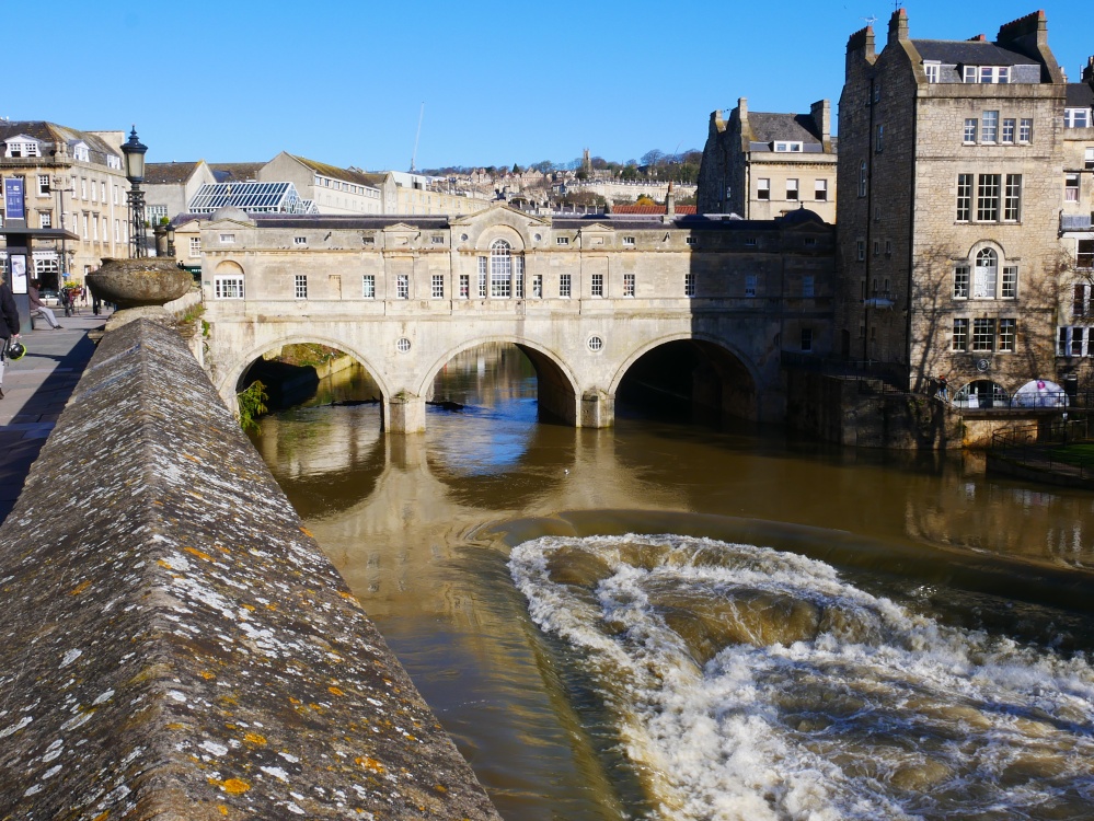 Pulteney Bridge on a sunny morning in Bath