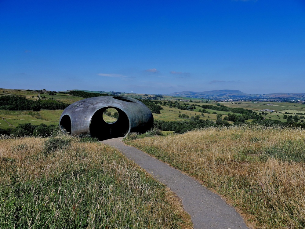 Atom at Wycoller Country Park Lancashire photo by Tom Curtis