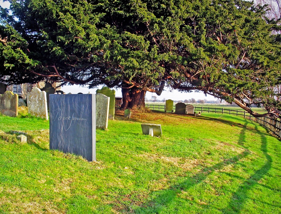 Photograph of Old Romney Churchyard