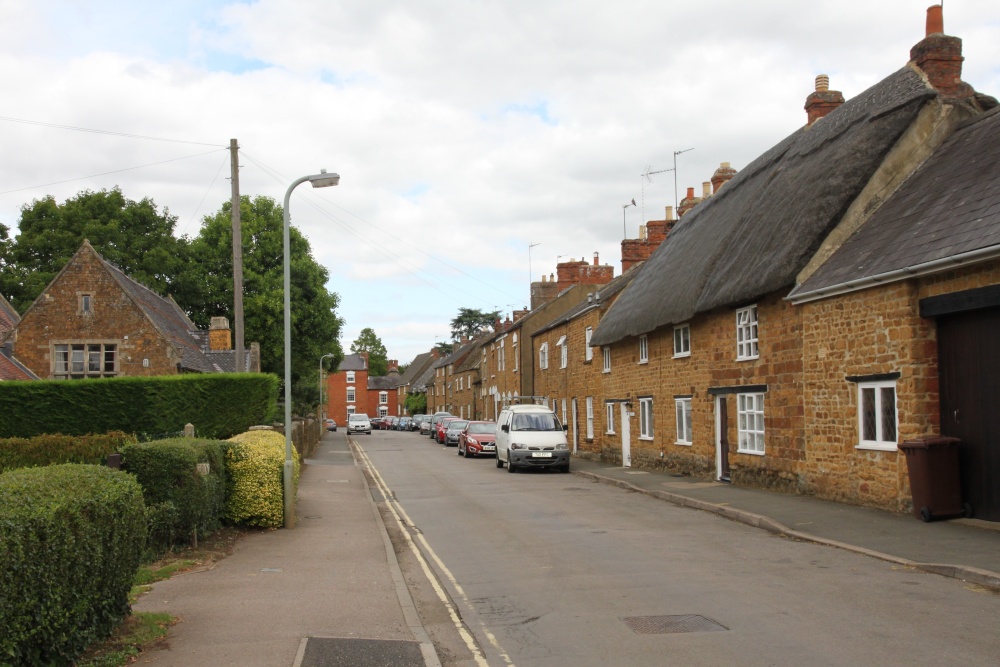 Local Horton ironstone period cottages in Bodicote