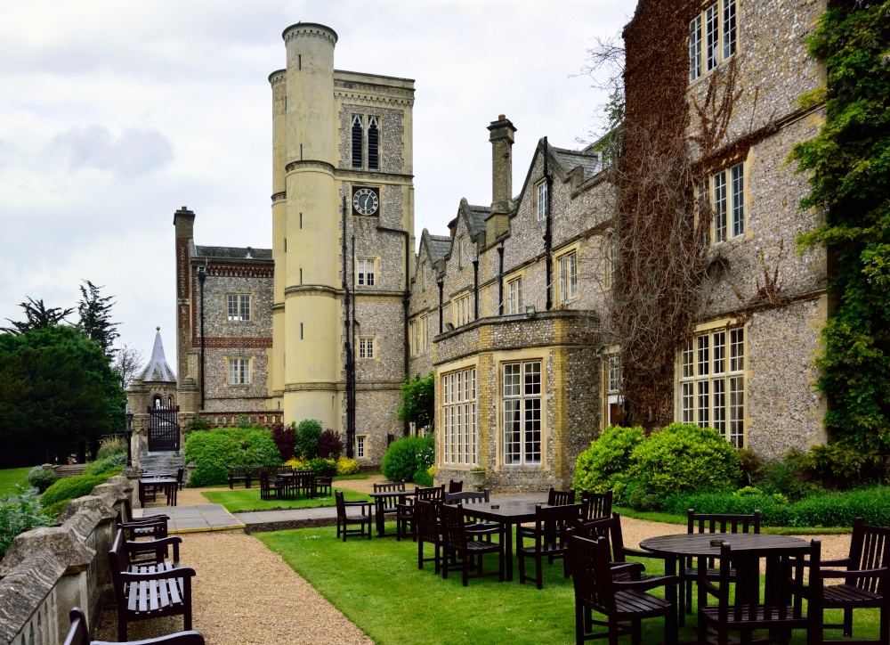 Horsley Towers Frontage View