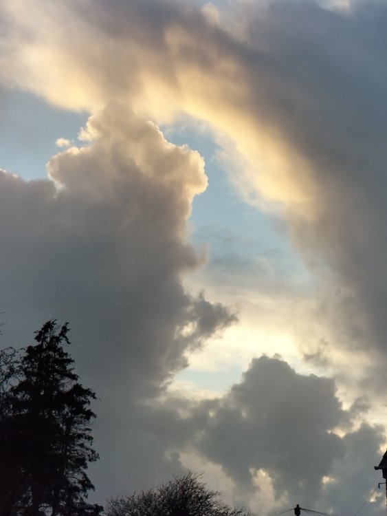 Amazing cloud formation above Christchurch