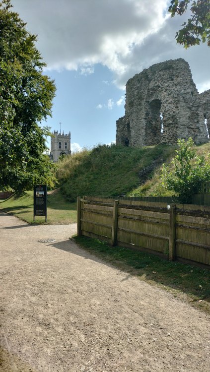 Priory church and ancient castle ruins in Christchurch